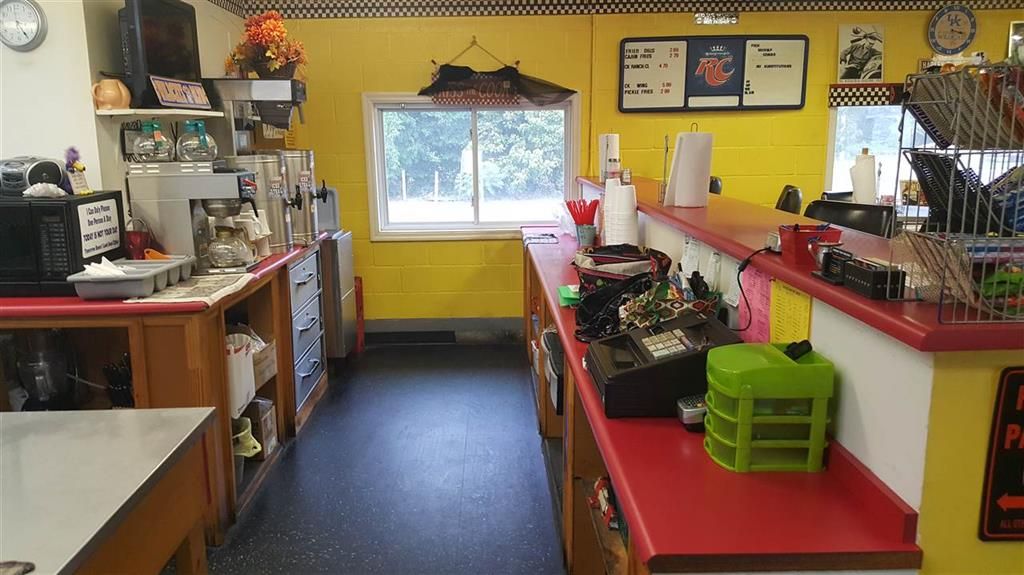 252 N Main St, Calvert City, KY 42029